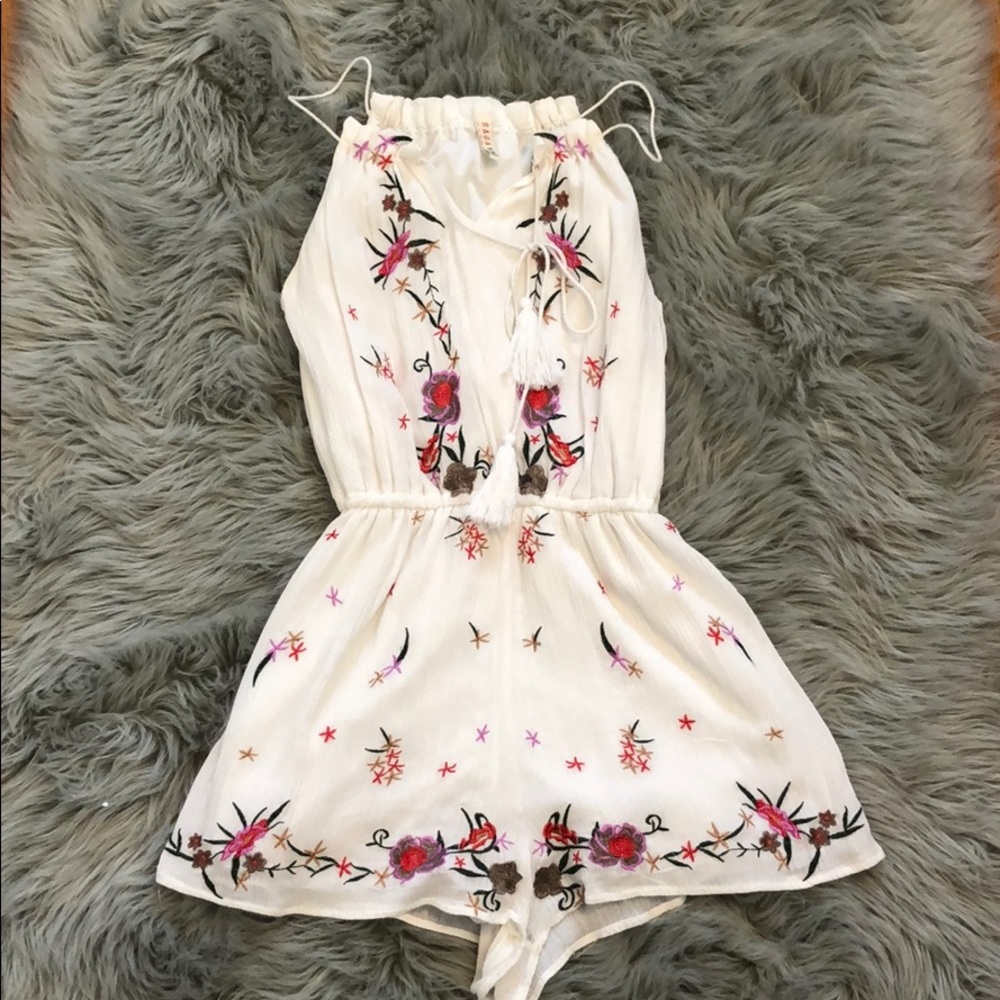 Floral print halter romper
